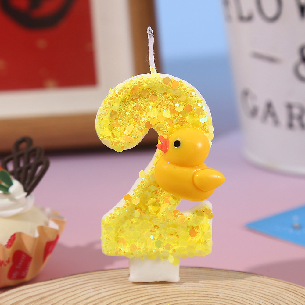 Bright Yellow Little Yellow Du - đánh giá và giá Holiday Candle Set